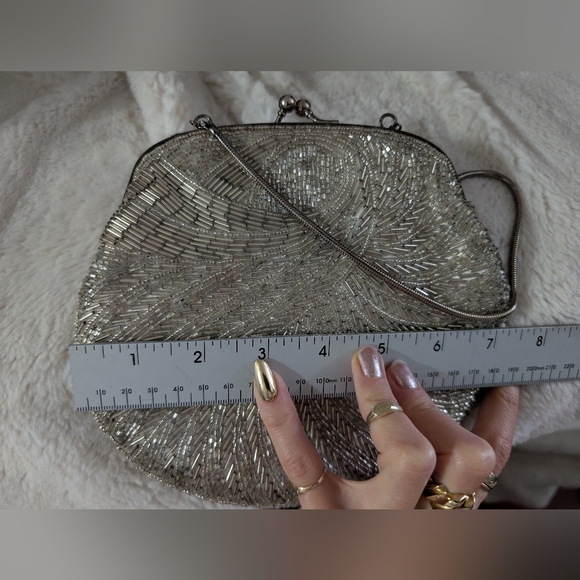 Vintage Silver Fully Beaded Clutch Bag Seashell Swirl Pattern - Picture 5 of 6